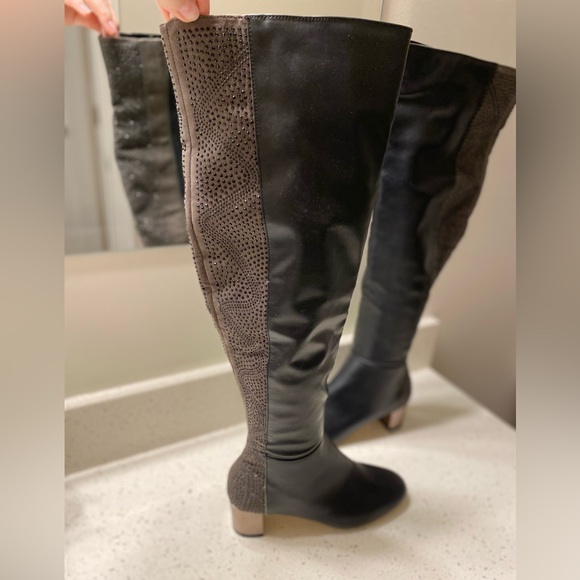 Brand New American Glamour Badgley Mischka Knee High Boots - Picture 1 of 8